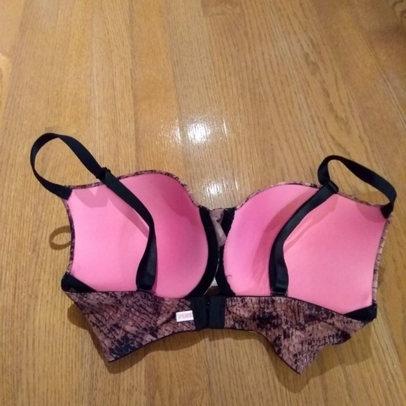 Snakeskin Bra from Pink Victoria's Secret - Picture 3 of 3